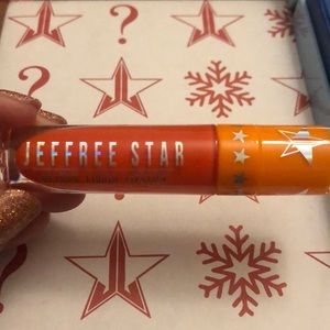 Jeffree Star Coral Fixation Velour Liquid Lipstick